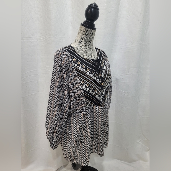 Anthropologie Daeira Embroidered Blouse Size Large New With Tags. - Picture 7 of 13